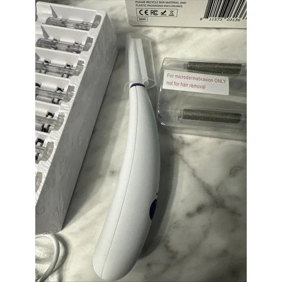 Michael Todd Sonicsmooth Pro+ Sonic Dermaplaning and Facial Hair/Open Box/NEW - Picture 3 of 16